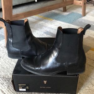 Frye “Melissa” Chelsea Boot